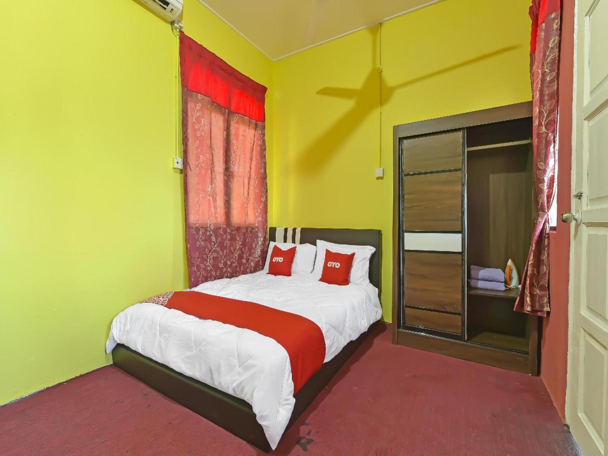 Oyo 90744 Bari Indah Beach Resort Kuala Terengganu Zewnętrze zdjęcie